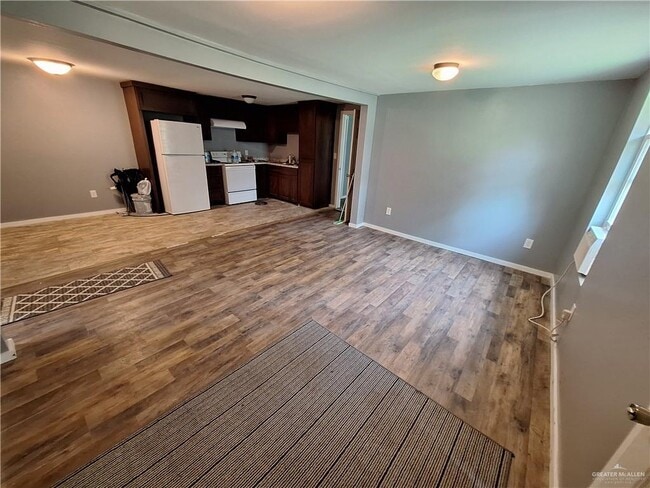14 Jaime St