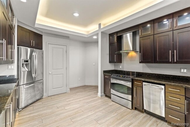 Photo - 1001 W Jefferson Ave Unit 300-1I