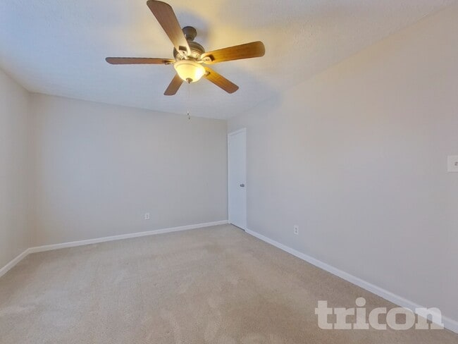 Photo - 117 Normas Way