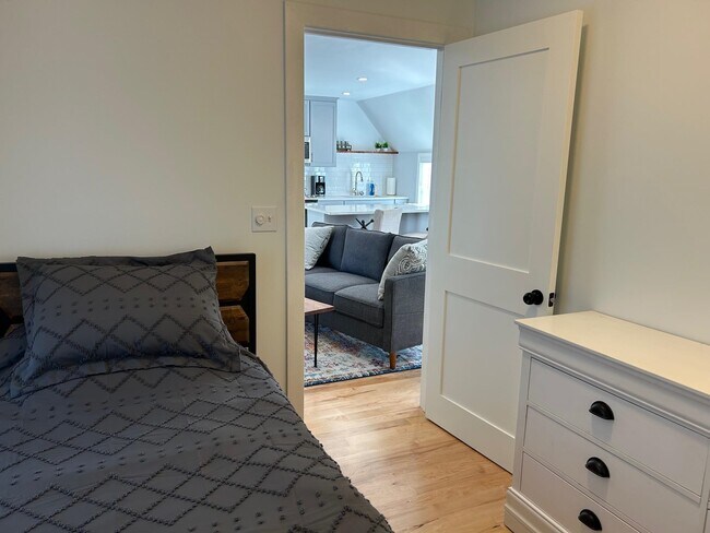 Photo - 9 Angle St Unit A