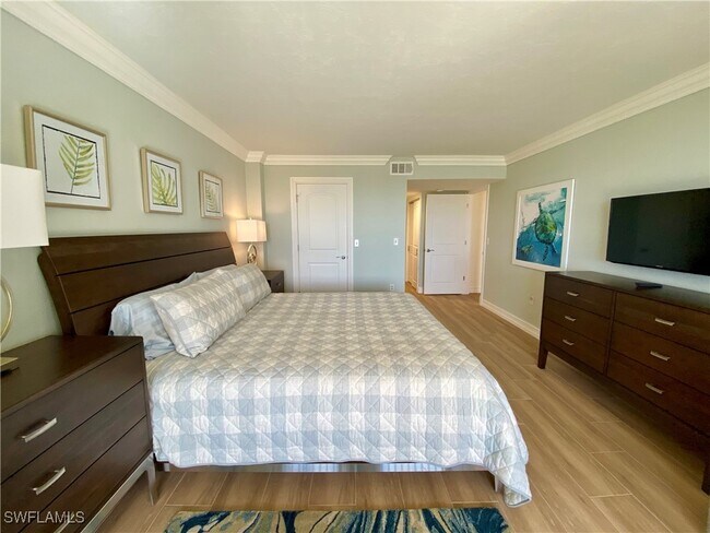 Building Photo - 10851 Gulf Shore Dr Unit 303