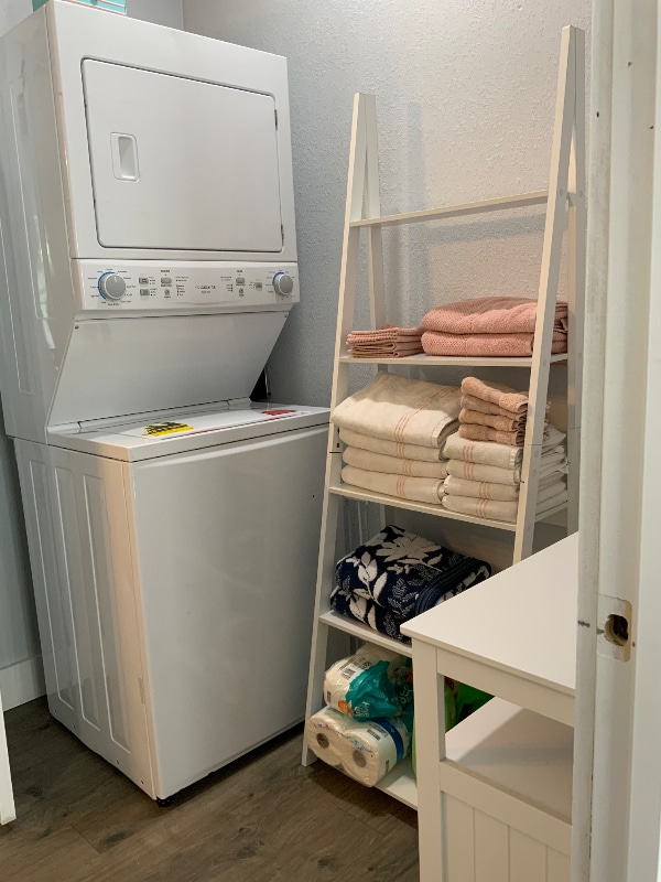 Photo - 276 W Pine Ave