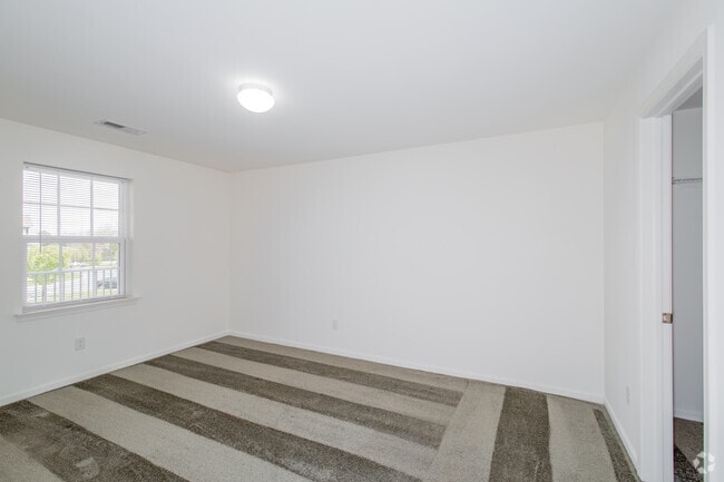 2BR, 2BA - 1127SF