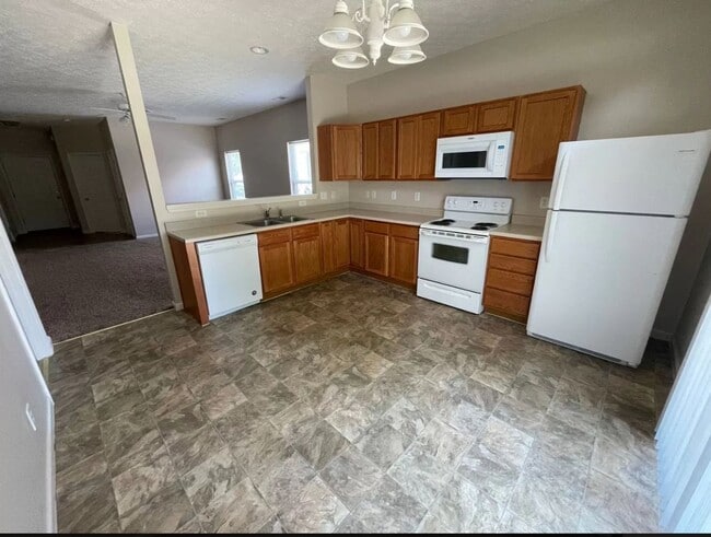 Photo - LEXINGTON FARMS...3 Bedroom  Bath House