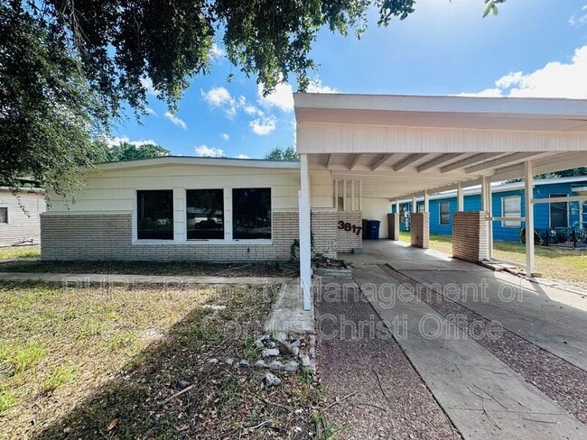 Photo - 3817 Lamont St