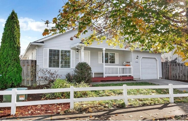 Photo - 1320 N Creekside Ln