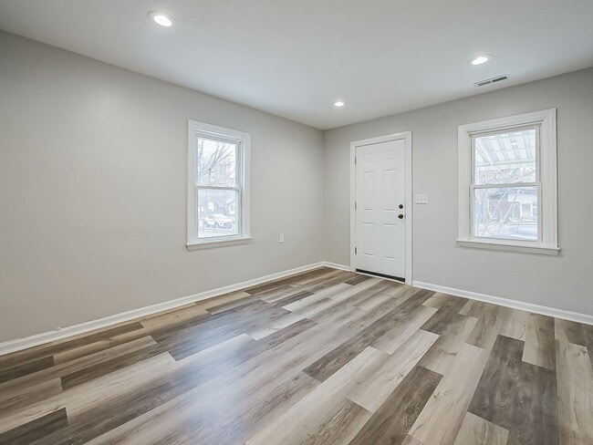 Photo - Fresh Start in the Heart of Hazel Park – 3 Bedroom Charmer on Powell Ave