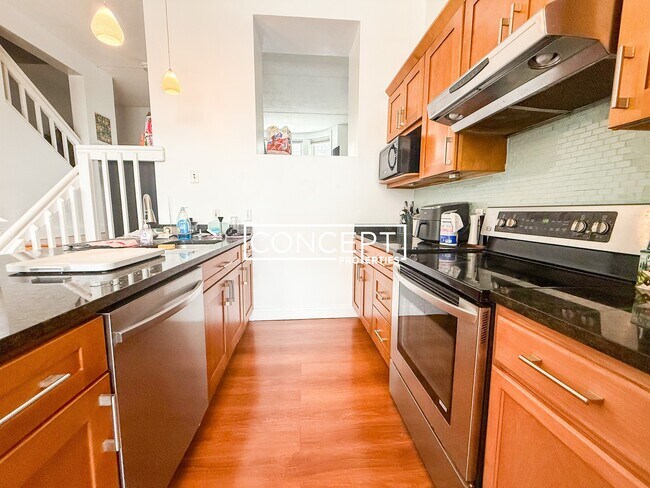 Photo - 22 Hayden St