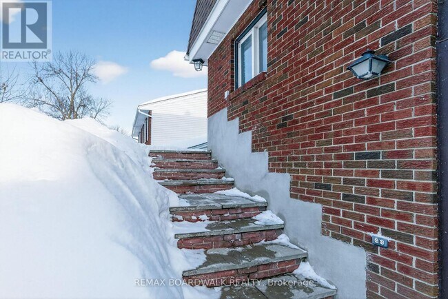 Photo - 8 Oberon St