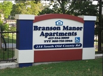 Photo - Branson Manor