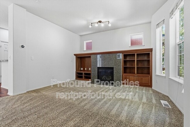 Photo - 1140 SE Tamango St