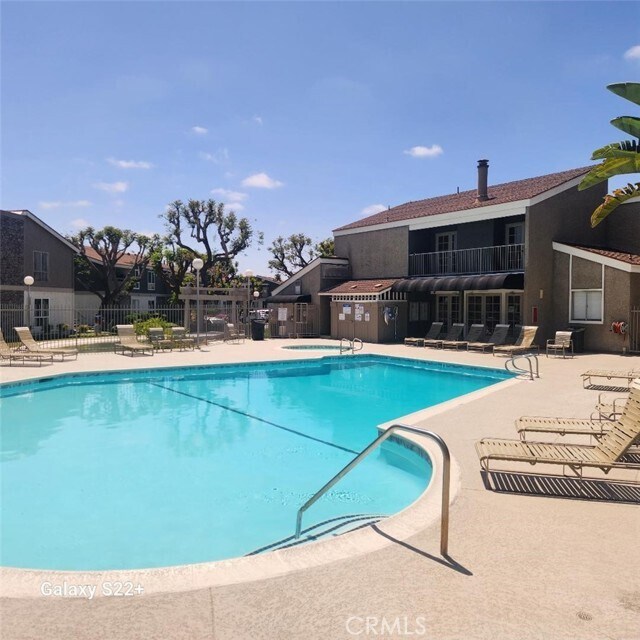 Photo - 2847 S Fairview St