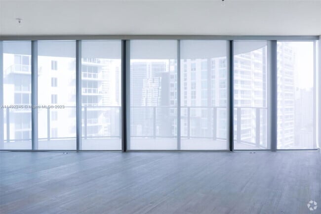 Building Photo - 1000 Brickell Plaza Unit 2601 Rental