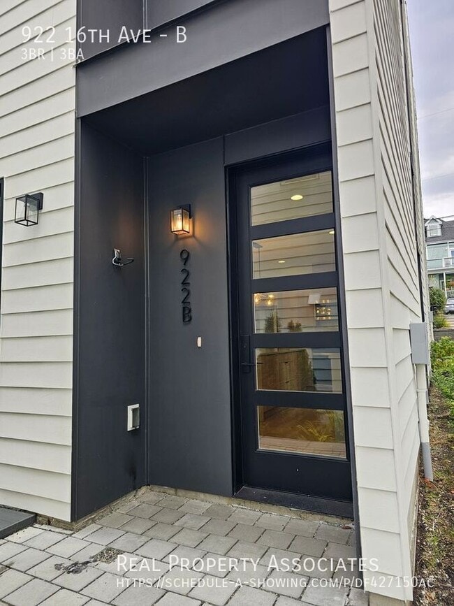 Photo - 922 16th Ave