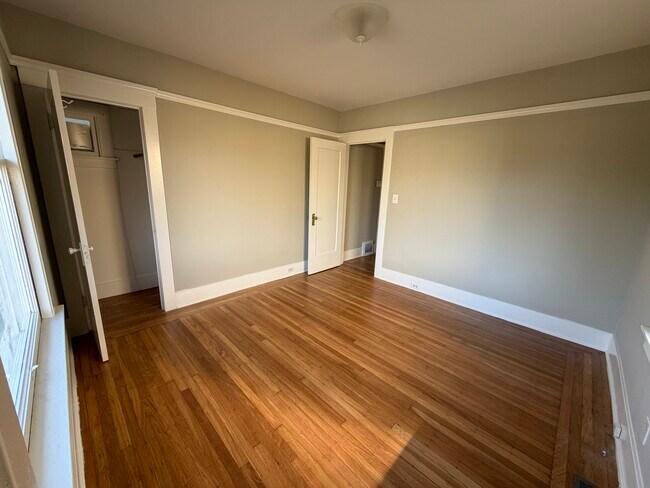 Photo - 4433 Brookdale Ave