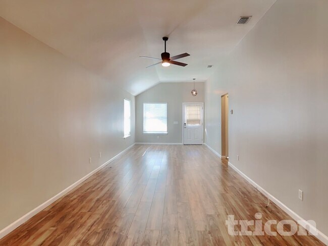 Photo - 10 Poinciana Cove Rd