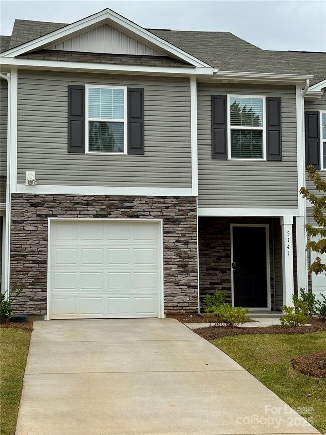 Photo - 5141 Hyrule Dr