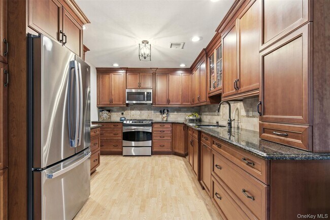 Photo - 11 Indian Trce