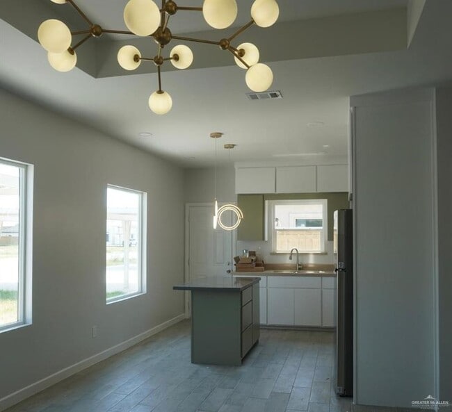 Photo - 9 Sugar Gdn Dr Unit 2