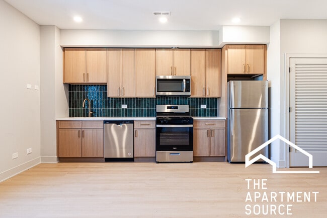 Photo - 4102 N Sheridan Rd Unidad 207