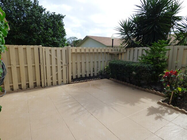 Photo - 729 NW 29th Avenue D Delray Beach Fl 33445 Unit D