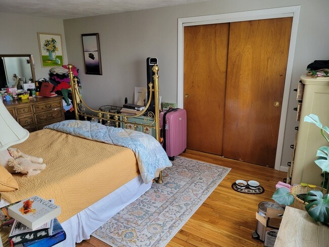 Building Photo - 86 Academy Hill Rd