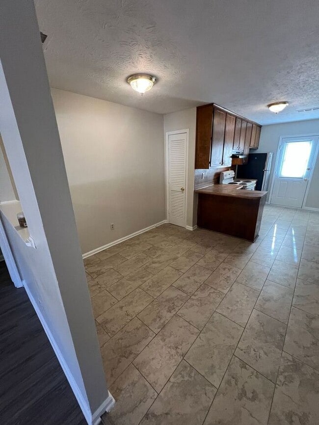 Photo - Beautiful 2 bedroom 2 bathroom ranch duplex Now Ready!