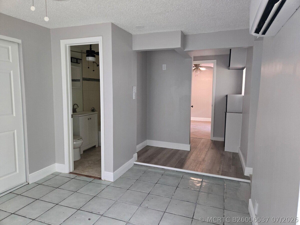 Photo - 2962 SW 17th St Unit B