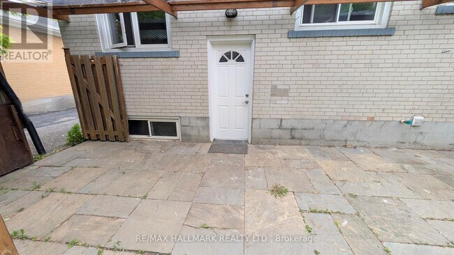 Photo - 427 Crosby Ave
