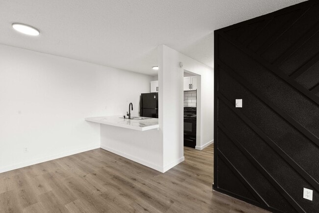 Photo - Cypress 1 (East Ridge)