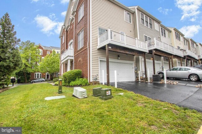 Photo - 14741 Potomac Branch Dr