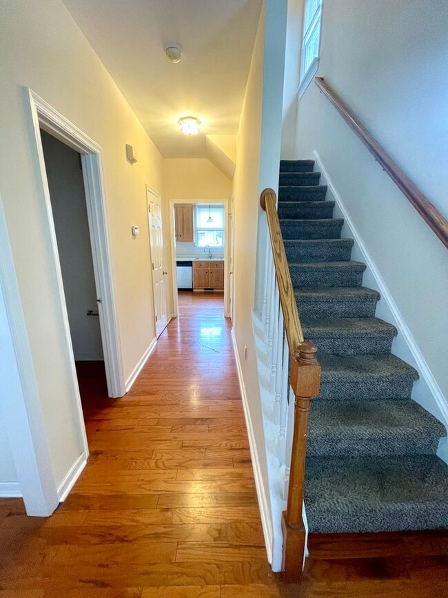 Photo - 731 W Leigh St