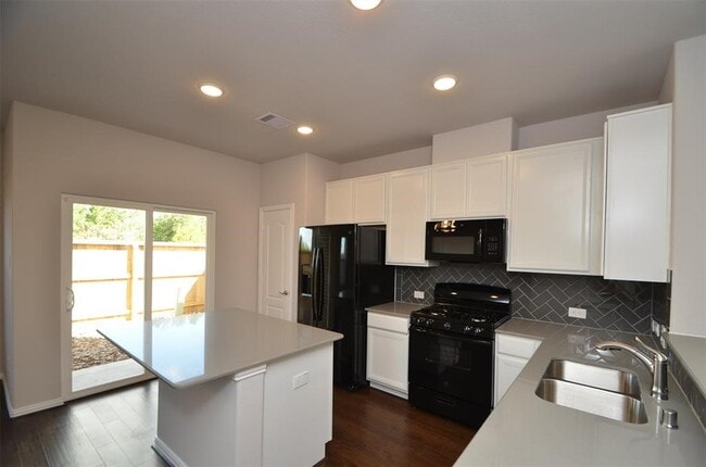 Photo - 3210 Harmony Creek Ln