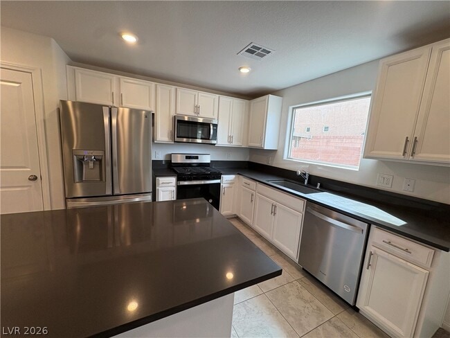 Photo - 5451 Barcola Ave