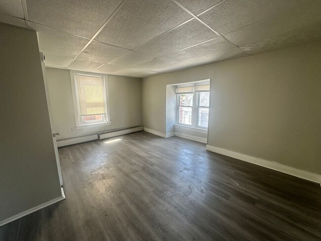 818 Church St Unit 2nd Fl