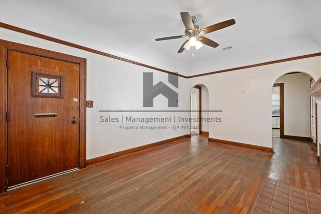 Photo - 232 E San Joaquin Ave