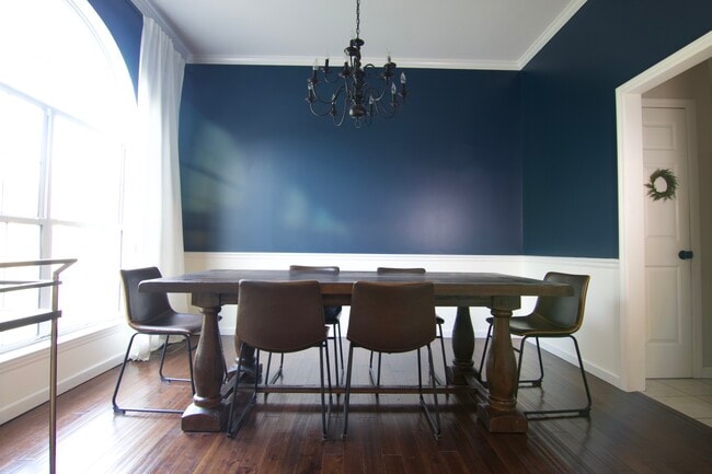 Photo - 7917 Hamilton Mill Dr