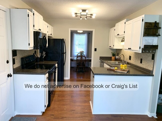 Photo - Farmington - Butterwood Circle