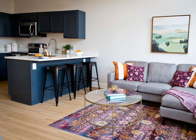 Photo - 148 Clinton St