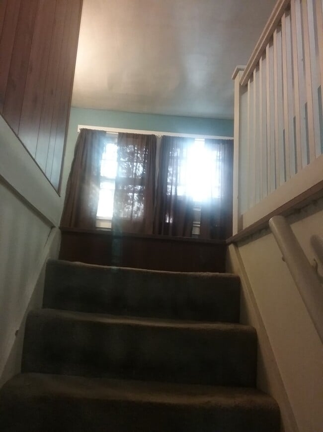 Photo - 532 Cornelia Ave