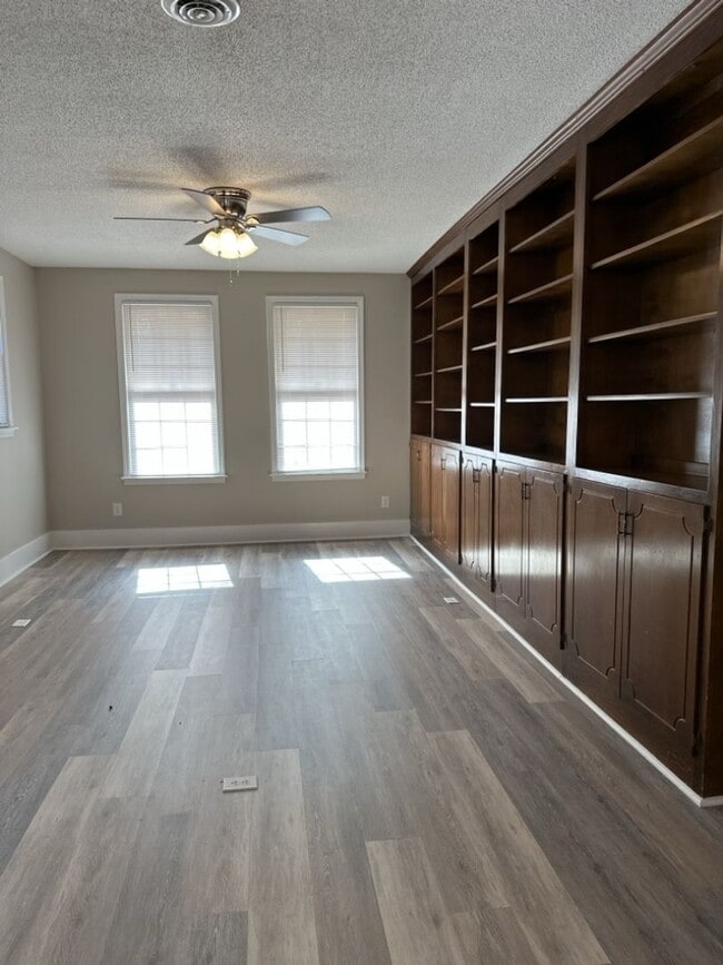 Photo - Historic 3 Bedroom, 2 Bathroom Home in Augusta!
