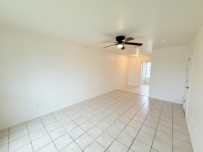 Photo - 1210 Industrial Apt C