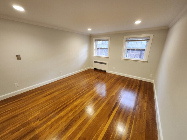 Photo - 67 Wyman St Townhome