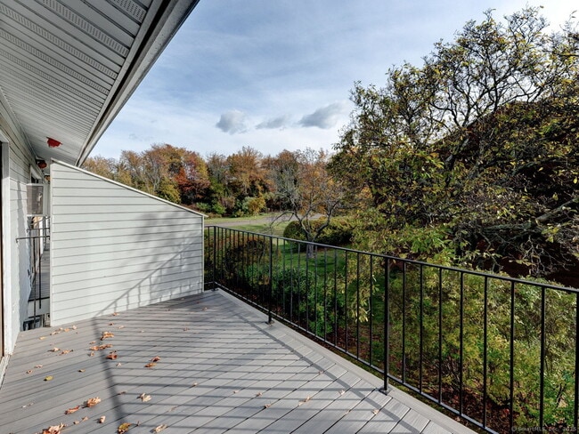 Photo - 105 Florence Rd Unit 2B