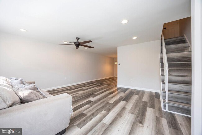 Photo - 3130 Ryerson Cir