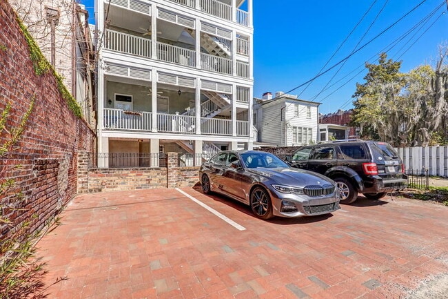 Photo - 109 E Oglethorpe Ave