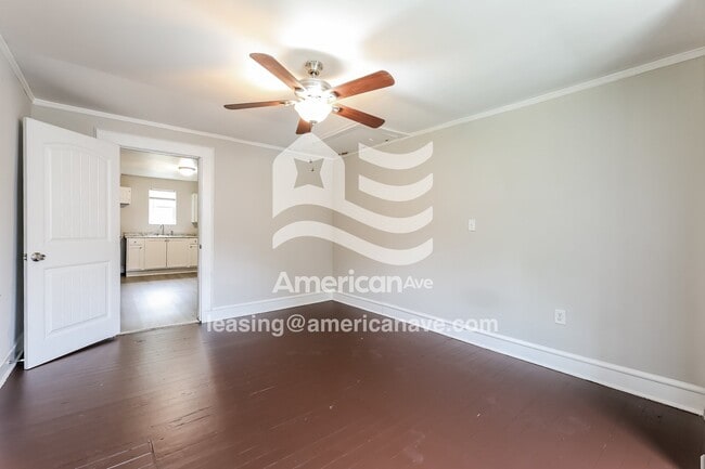 Photo - 229 Poole St