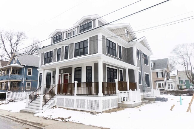 Building Photo - 54 Athol St Rental