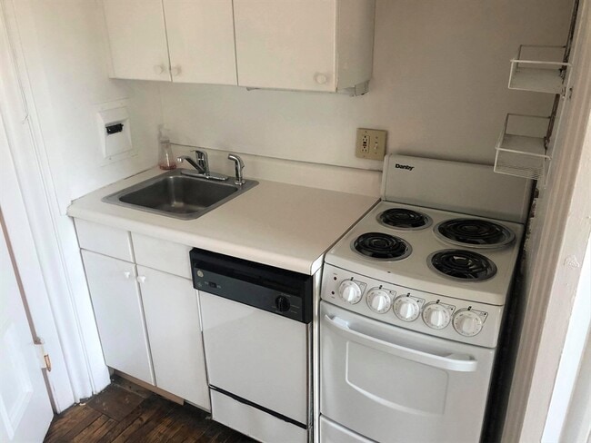 Photo - 84 Charles St Unit 2
