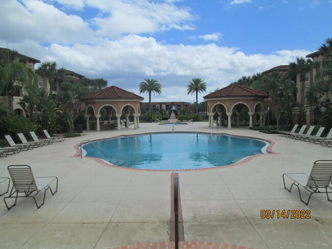 Piscina - 5554 Metrowest Blvd Unidad Metrowest Blvd Apt 204